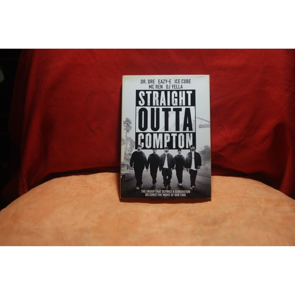 Straight Outta Compton (DVD) Story Growing up About N.W.A Rappers